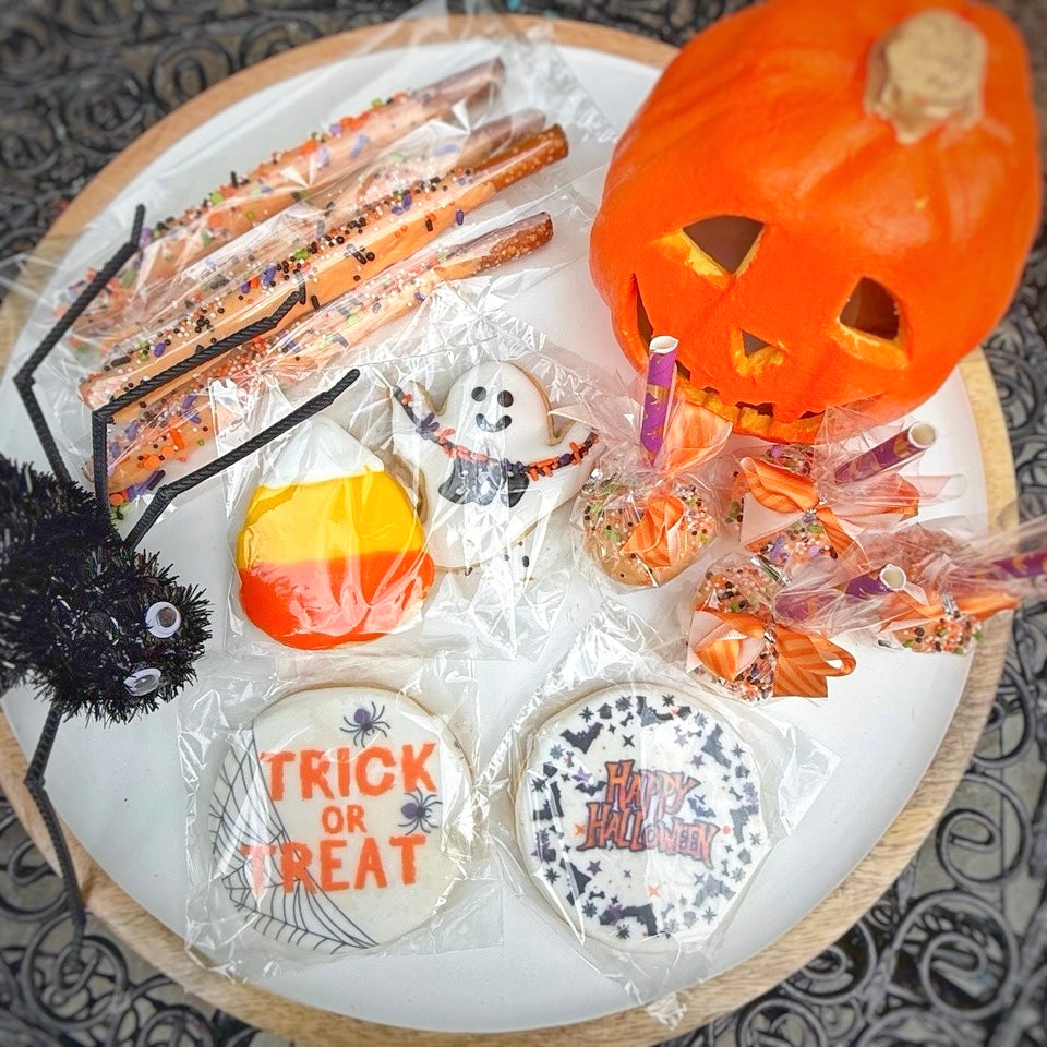 Shareable Halloween Treat Box